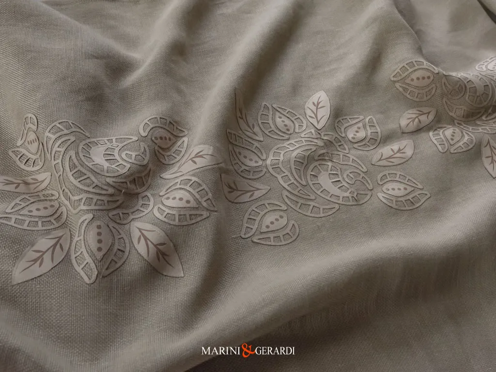 Alba Chiara Tende Moderne Lino Ricamate A Pannello - Marini & Gerardi Alba Chiara Tende Moderne Lino Ricamate A Pannello - Marini & Gerardi