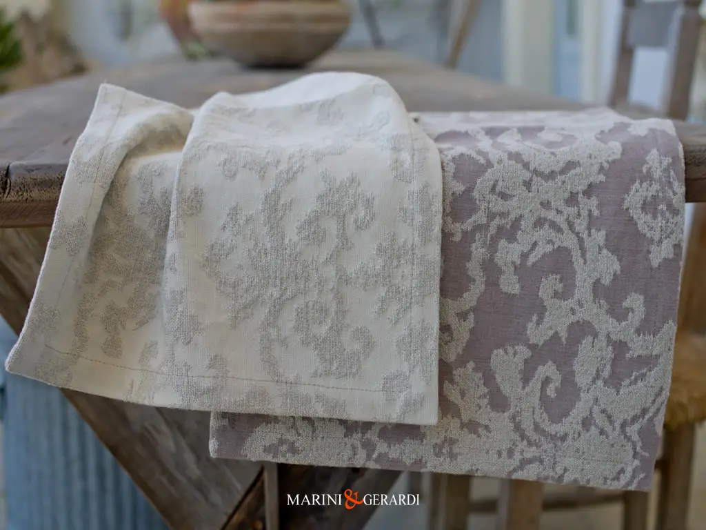 Arredo In Lino Jacquard Runner Tavolo Sabbia Rosa Arredo In Lino Jacquard Runner Tavolo Sabbia Rosa