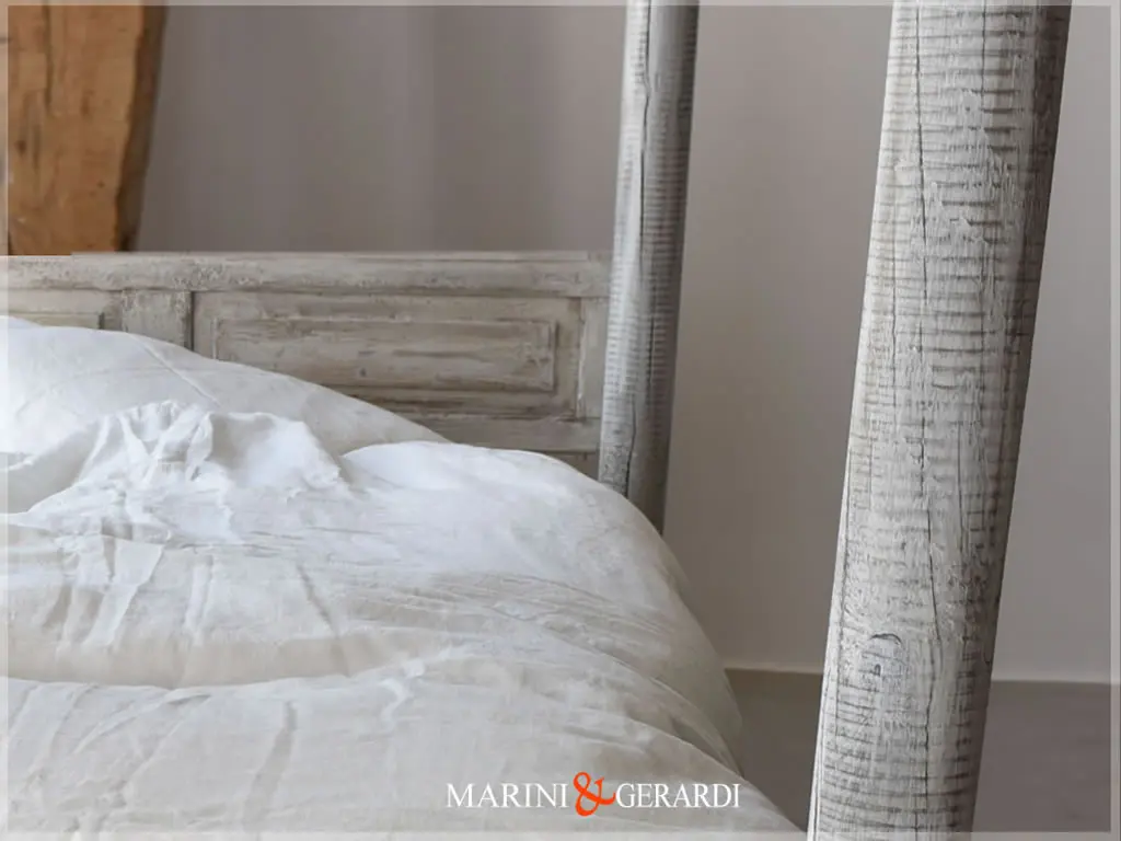 Arredo Letto piazza e mezza o matrimoniale Con Baldacchino Marini Gerardi Arredo Letto piazza e mezza o matrimoniale Con Baldacchino Marini Gerardi