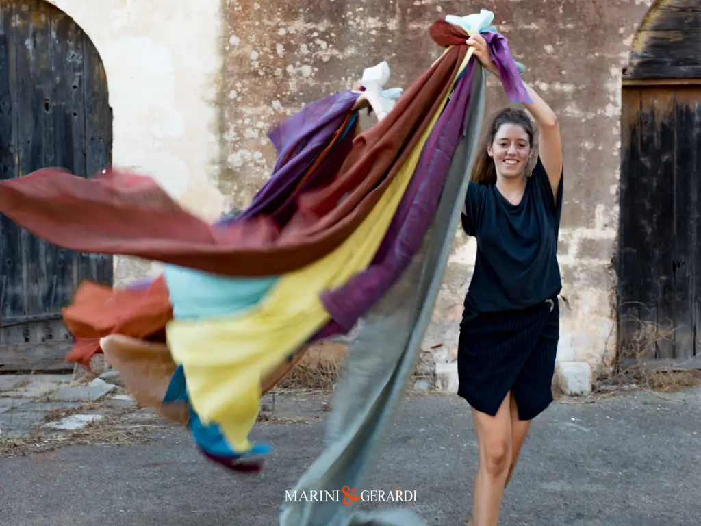 Foulard Da Donna Eleganti In Lino Tripudio Di Colori Foulard Da Donna Eleganti In Lino Tripudio Di Colori