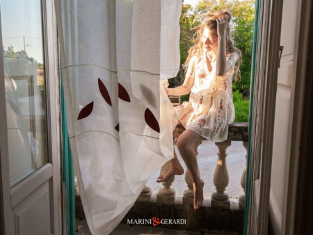 La Greca Tende In Lino Moderne Con Foglie Applicate