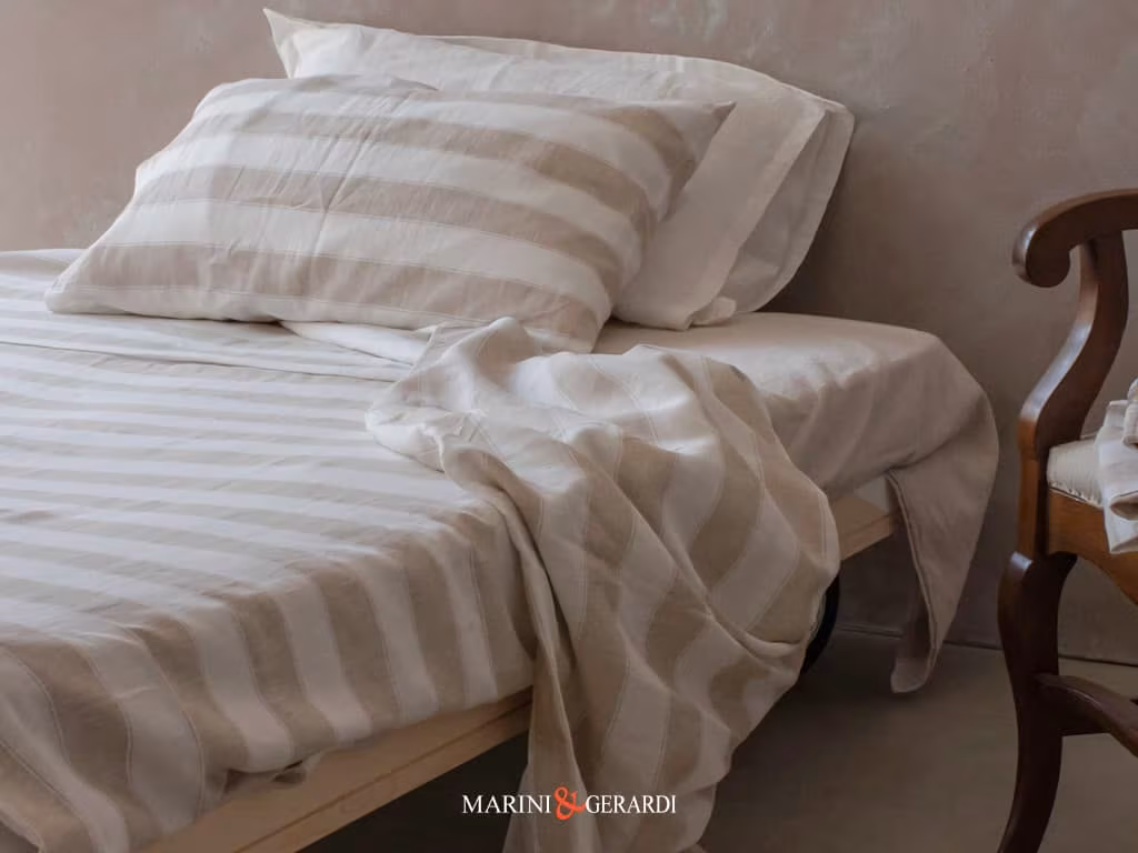 Lenzuola biancheria letto in lino a righe cappuccino Lenzuola biancheria letto in lino a righe cappuccino