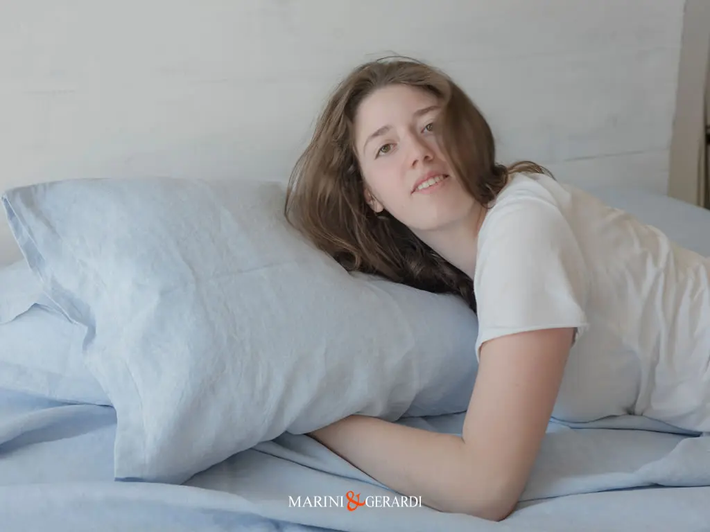 Lenzuola Letto Singolo Matrimoniale Una Piazza E Mezza In Lino Blu Ceruleo Lenzuola Letto Singolo Matrimoniale Una Piazza E Mezza In Lino Blu Ceruleo