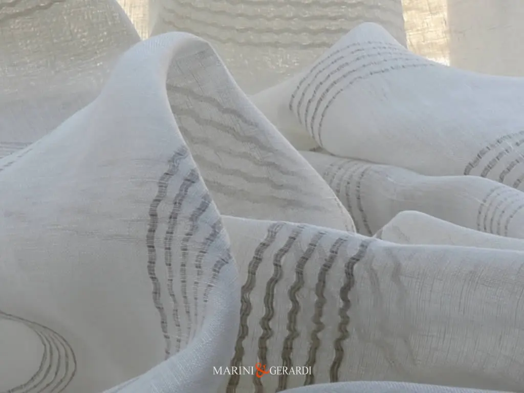 Tessuto Leggero Trasparente Di Lino Per Tende Con Inserti In Juta Duomo 17 Tessuto Leggero Trasparente Di Lino Per Tende Con Inserti In Juta Duomo 17