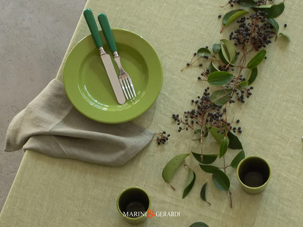 Tovaglia Con Tovaglioli Tavola Moderna Di Lino Verde Pistacchio Tovaglia Con Tovaglioli Tavola Moderna Di Lino Verde Pistacchio