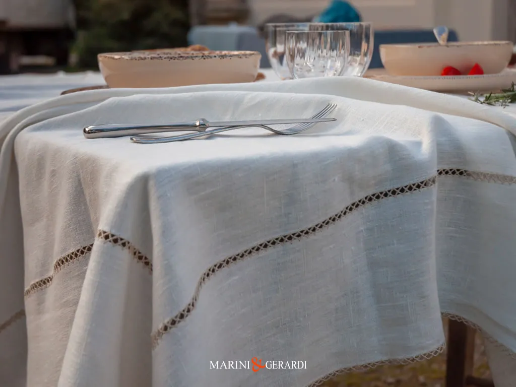 Tovaglie Ricamate In Lino Bianco Eleganti Agrigento Tovaglie Ricamate In Lino Bianco naturale Eleganti Agrigento