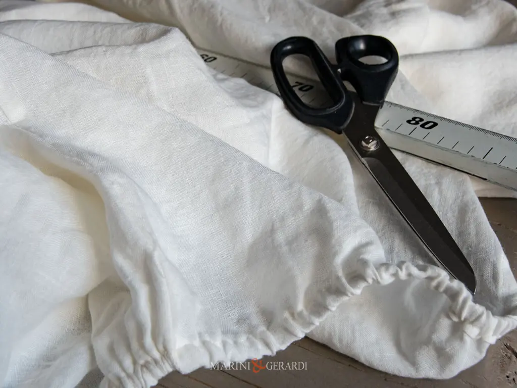 Lenzuola Sotto Con Elastici Per Letto In Lino Panna Acaya Lenzuola Sotto Con Elastici Per Letto In Lino Panna Acaya