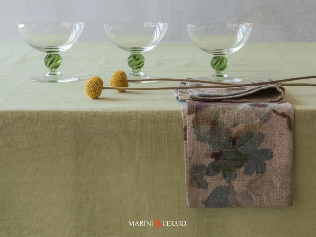 Dolce Vita Tovaglia Antimacchia Lino Verde Tovaglioli Fiori Dolce Vita Tovaglia Antimacchia Lino Verde Tovaglioli Fiori