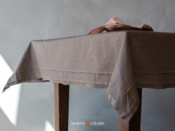 Tovaglia Antimacchia In Lino No Stress Rettangolare Tinta Unita Fango