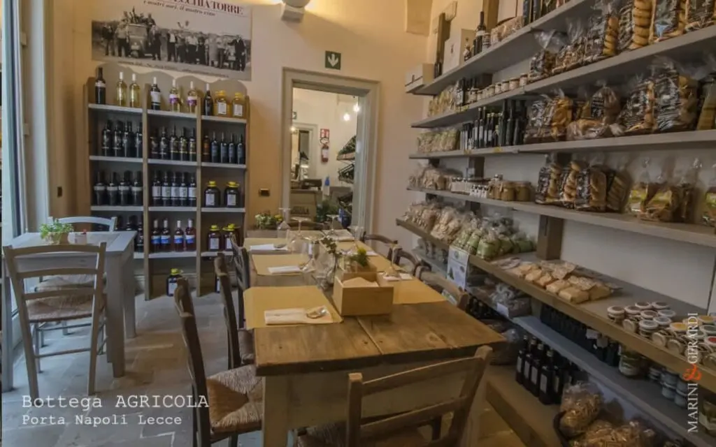 Arredamento Negozi Bottega Artigiana Tavoli Lecce