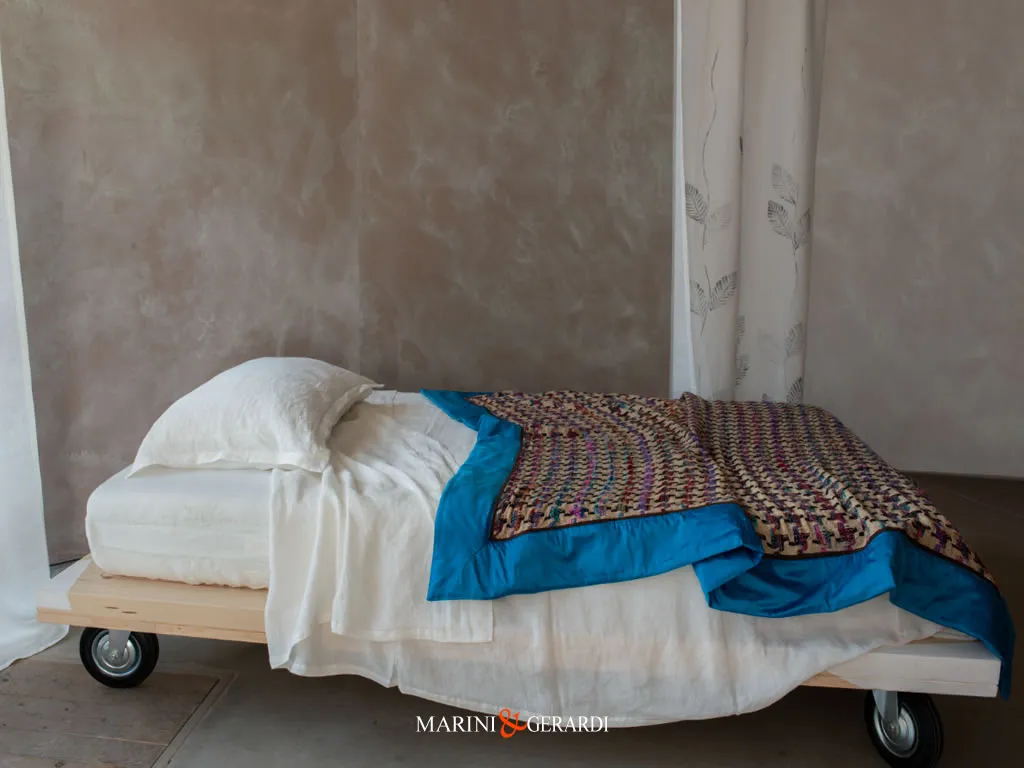 Coperta Letto Elegante In Seta Bordo Turchese Shantung Coperta Letto Elegante In Seta Bordo Turchese Shantung