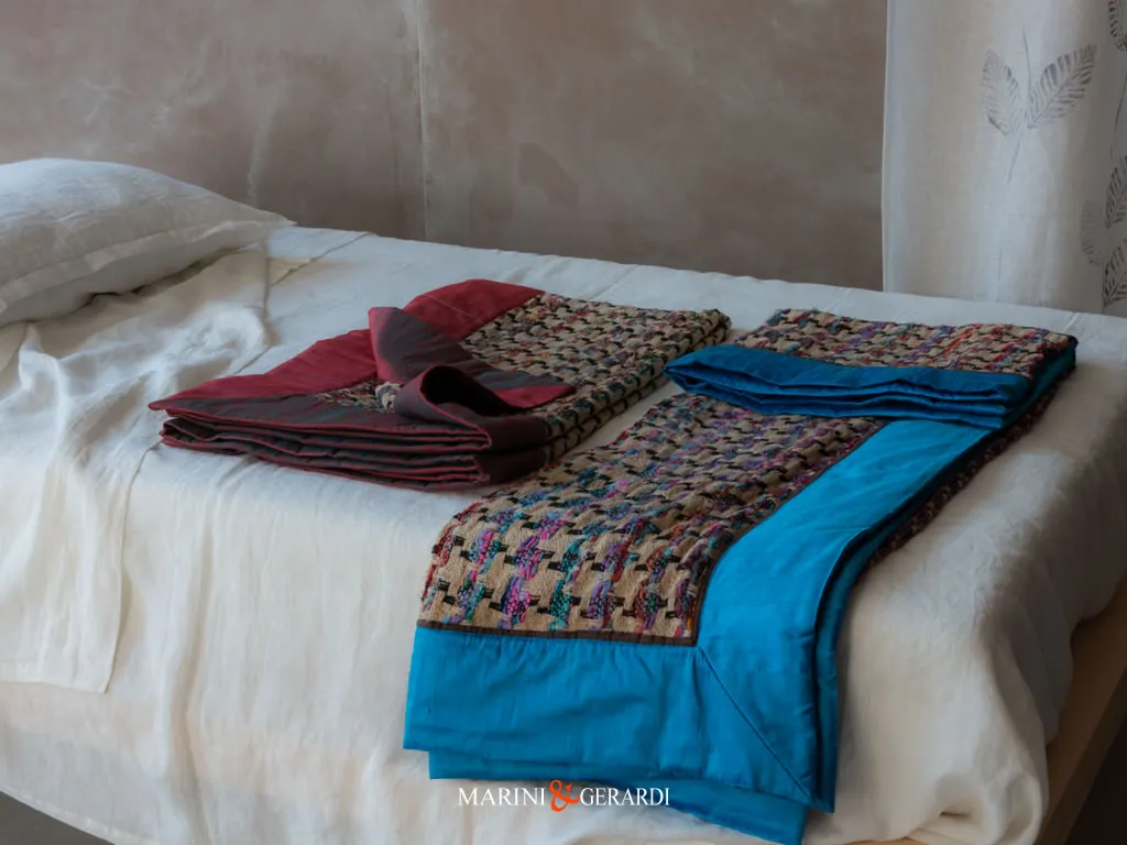 Copertina Copriletto Decorativo In Seta Per Divano Copertina Copriletto Decorativo In Seta Per Divano