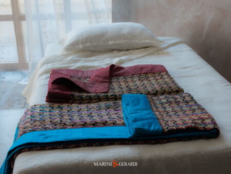 Copertina Copriletto Matrimoniale In Seta Con Shantung Rosso Blu