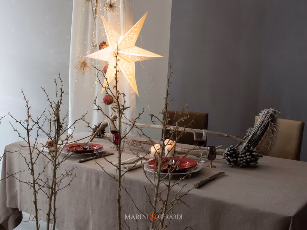 Red Carpet Rosso Con Tovaglia In Lino Corda Natale 2023 Red Carpet Rosso Con Tovaglia In Lino Corda Natale 2023