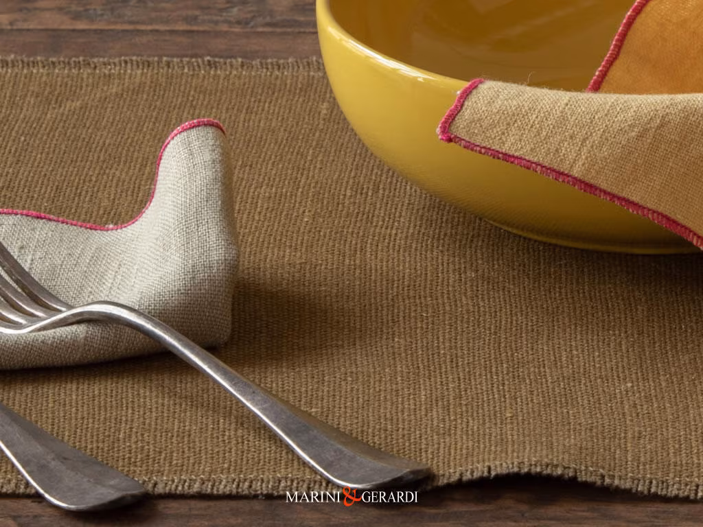 set tovagliette colazione verde olivo con tovaglioli in lino set tovagliette colazione verde olivo con tovaglioli in lino