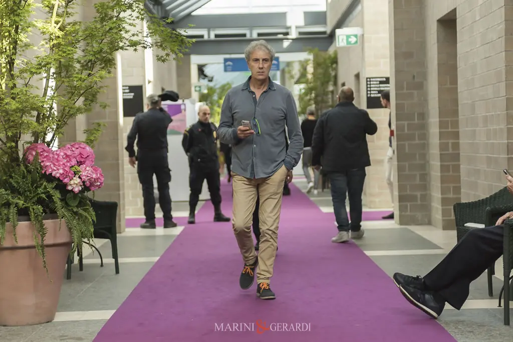 fiera proposte como tessuti arredamento tendaggi made in italy fiera proposte como tessuti arredamento tendaggi made in italy