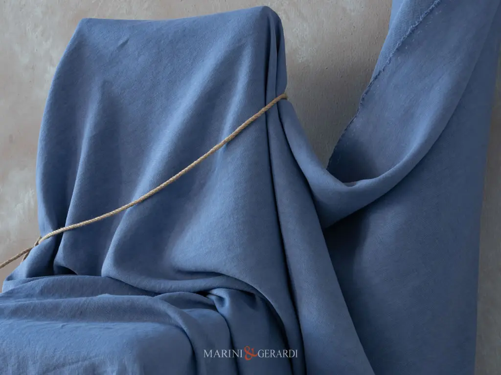 lino cuoio very peri colore pantone 2022 pervinca lino cuoio very peri colore pantone 2022 pervinca