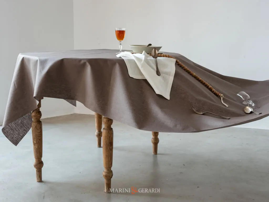 tovaglia antimacchia moderna marrone tessuto di lino idrorepellente tovaglia antimacchia moderna marrone tessuto di lino idrorepellente