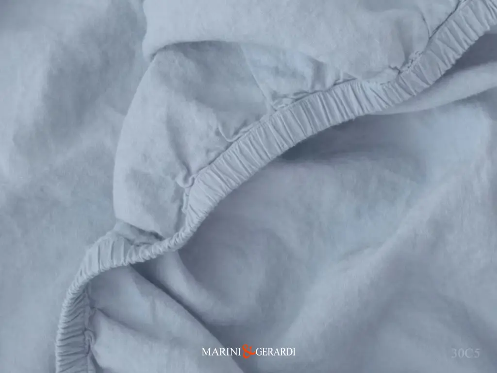 lenzuola sotto in cotone con angoli in azzurro lenzuola sotto in cotone con angoli in azzurro