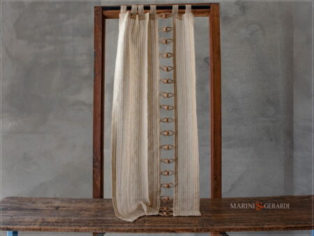 tende a vetro shabby chic in lino con passamaneria