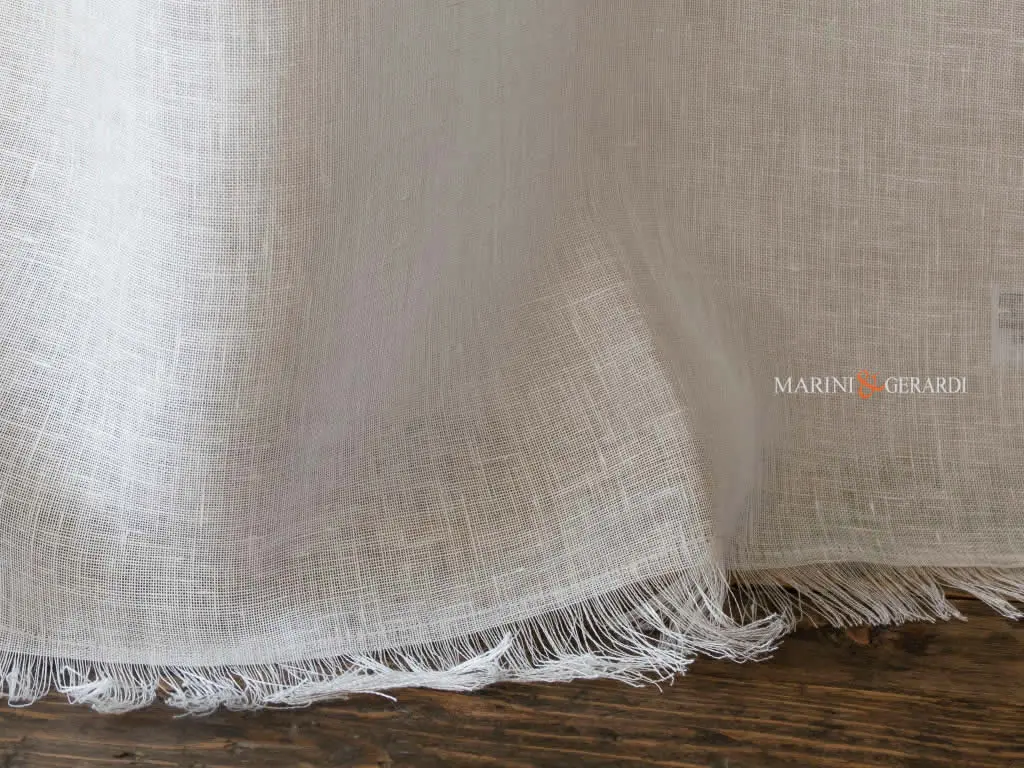 Tende moderne a vetro in lino bianco con frange - Marini & Gerardi Tende moderne a vetro in lino bianco con frange - Marini & Gerardi
