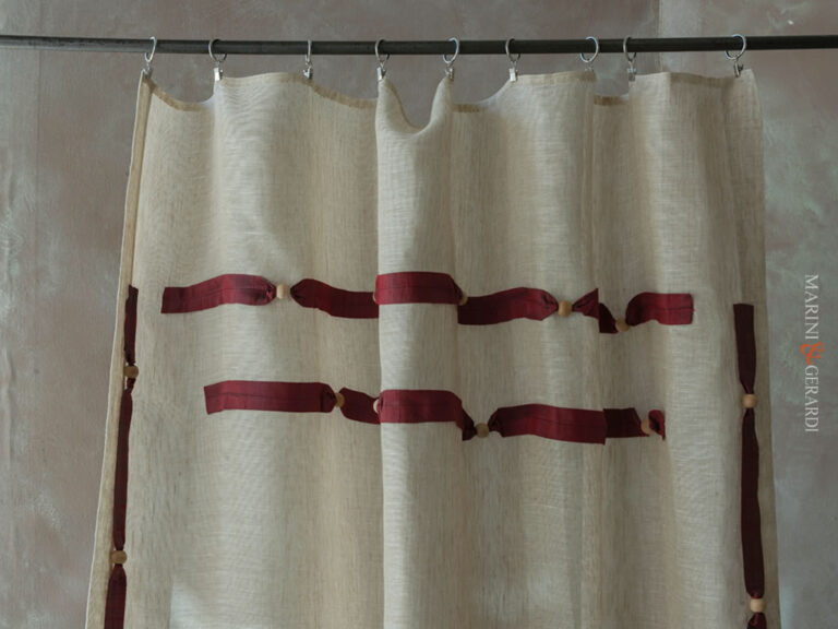 tende salone moderno classico in lino applicazioni in seta