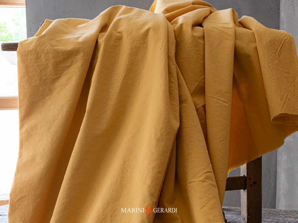 tessuto di cotone stropicciato delave senape speziato tessuto di cotone stropicciato delave senape speziato