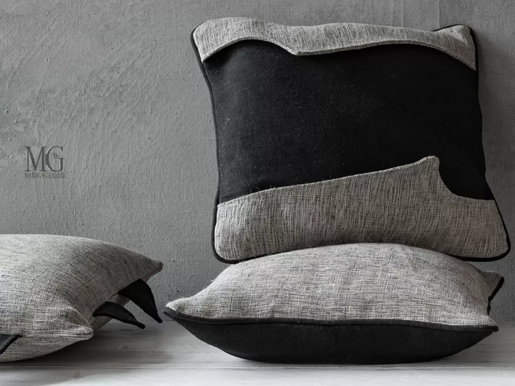 Cuscini Moderni per divano 45x45 Futurista grigio nero cc042