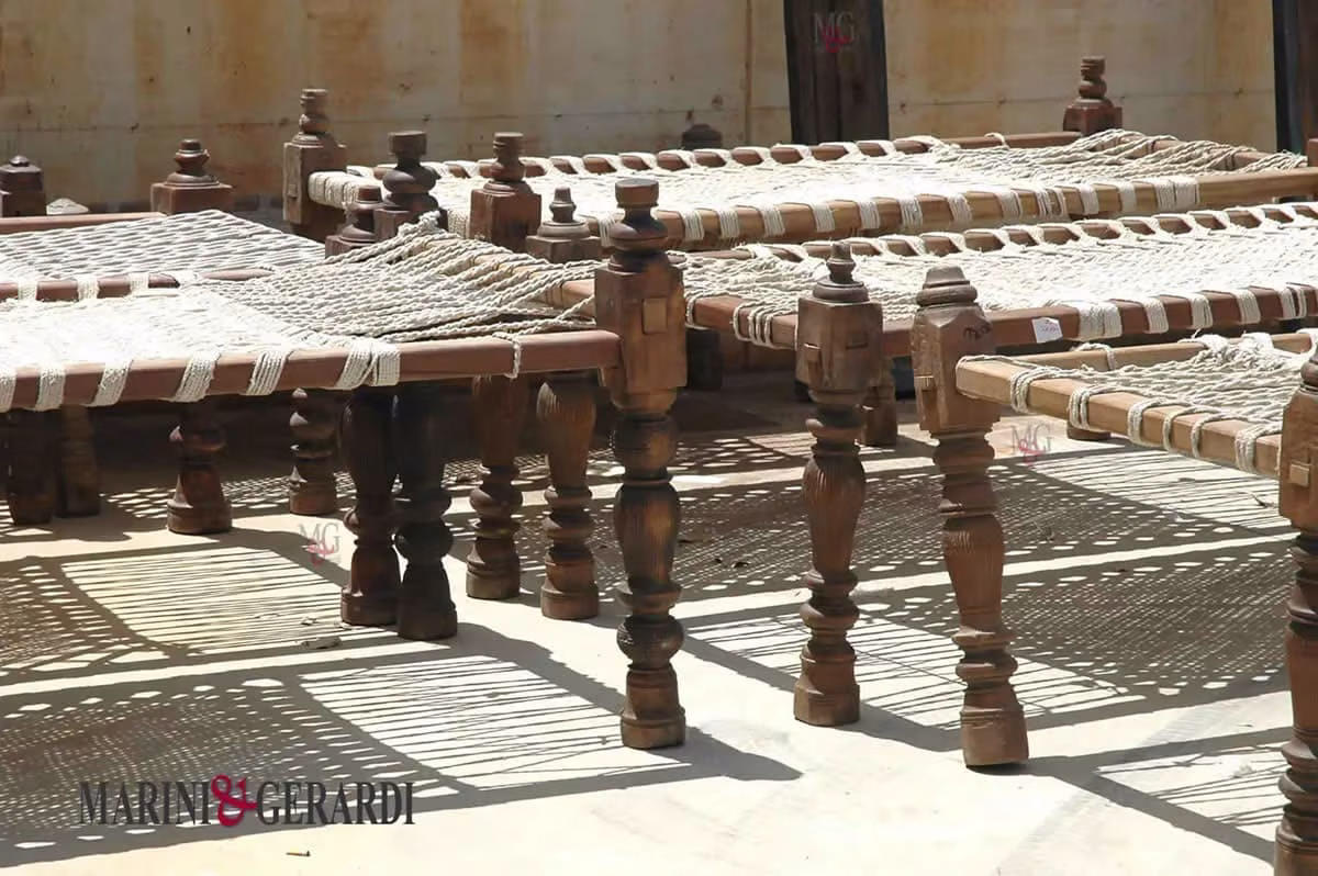 Letti legno rete in corda india antica Letti legno rete in corda india antica