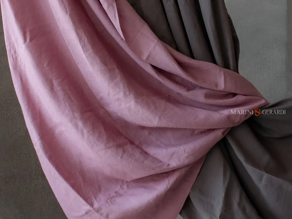 Tessuto biancheria letto in lino prelavato rosa pesco Tessuto biancheria letto in lino prelavato rosa pesco