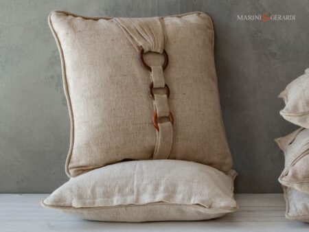 Cuscini d arredo eleganti con materiali per ogni stile cc024