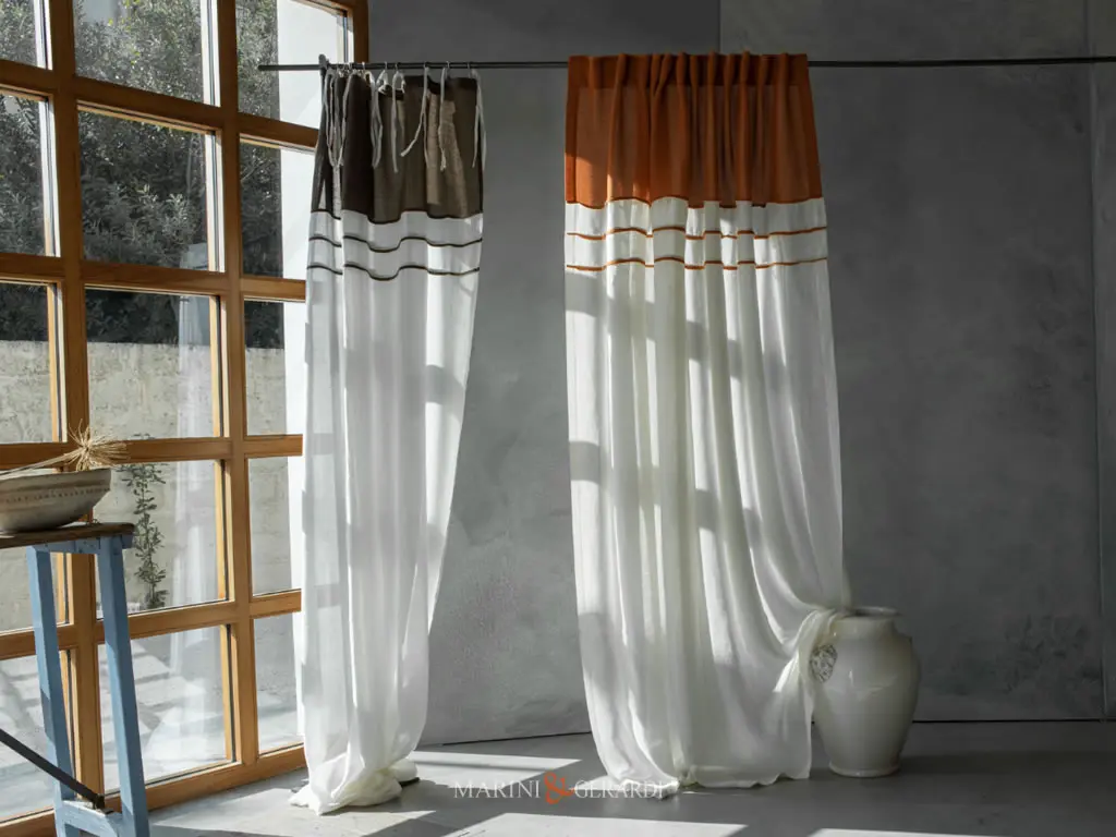 Tende di lino moderne matovana con inserti a contrasto di colore Tende di lino moderne matovana con inserti a contrasto di colore