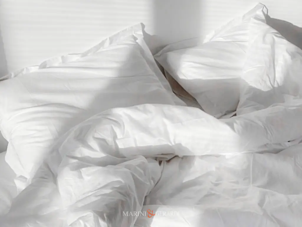 Tessuto per lenzuola in raso di cotone sateen bianco ottico Tessuto per lenzuola in raso di cotone sateen bianco ottico