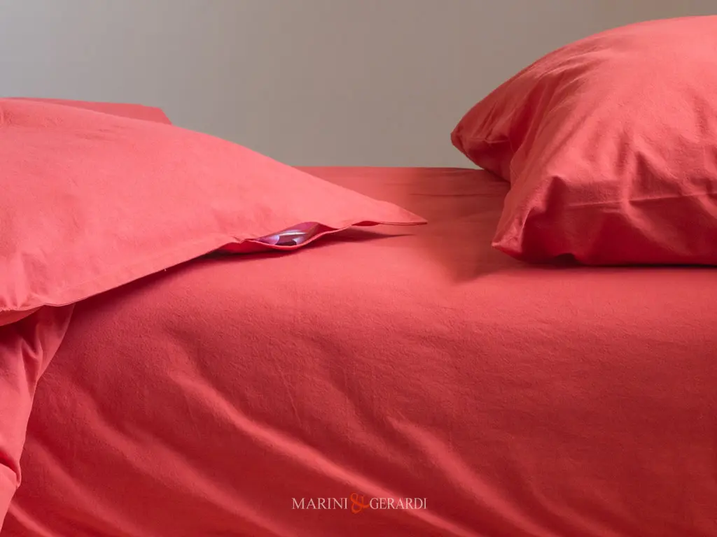 Copripiumino singolo moderno in cotone stropicciato rosso tamarindo Copripiumino singolo moderno in cotone stropicciato rosso tamarindo