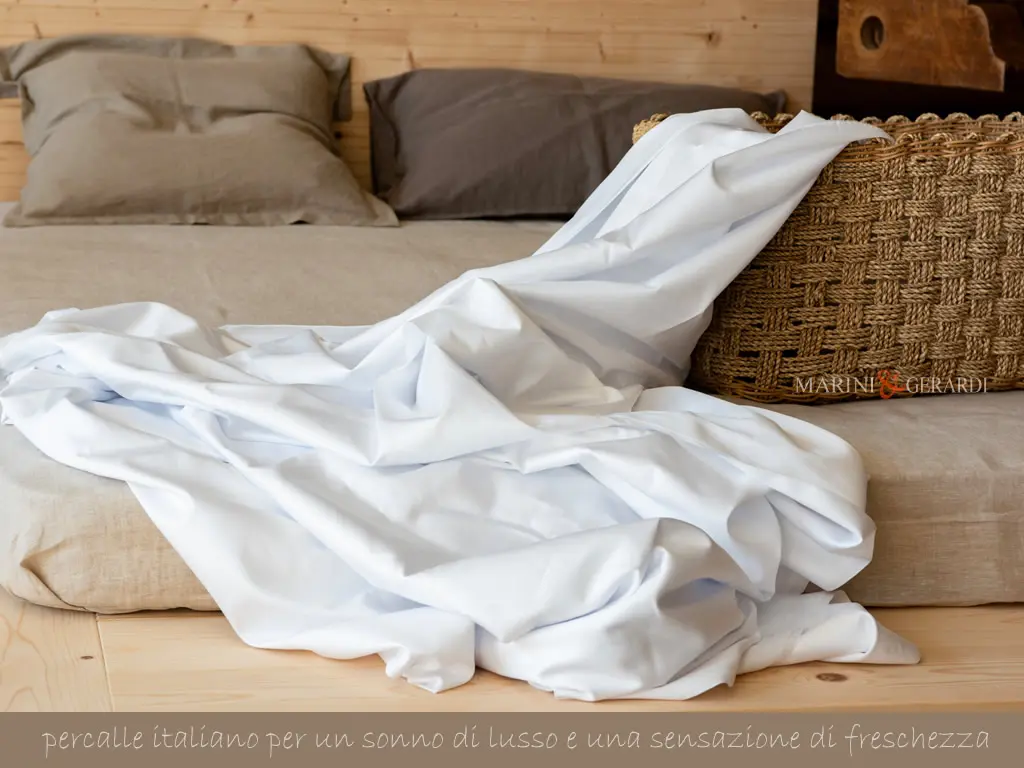 Tessuto percalle di cotone 500 fili bianco ottico Tessuto percalle di cotone 500 fili bianco ottico