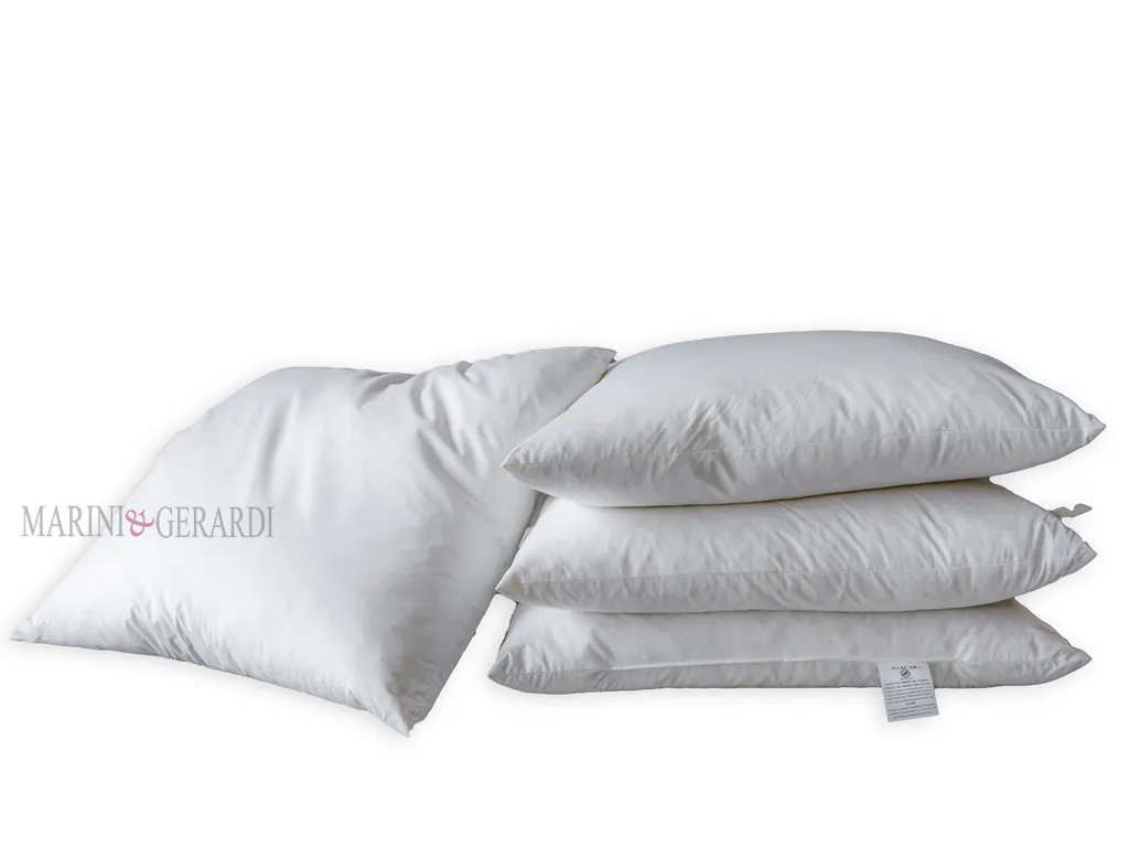 Misure cuscini letto scelta del cuscino perfetto in piuma d oca Misure cuscini letto scelta del cuscino perfetto in piuma d oca