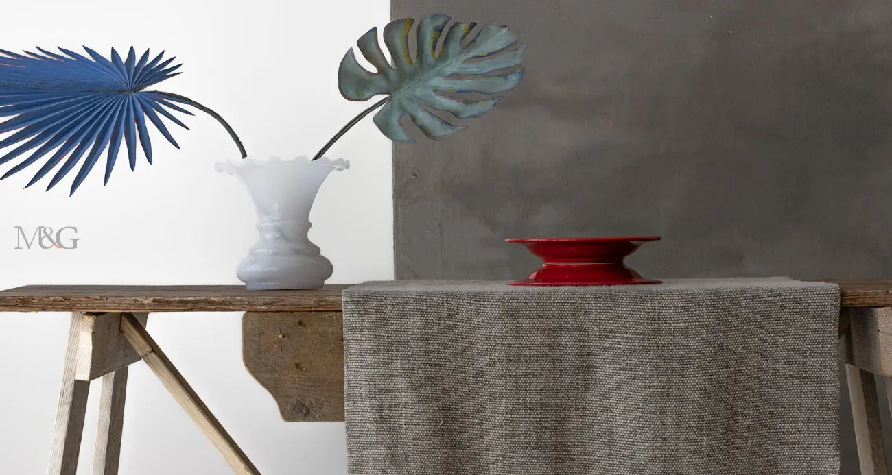 Runner per tavolo moderno in lino pesante zeus re olimpo Runner per tavolo moderno in lino pesante zeus re olimpo