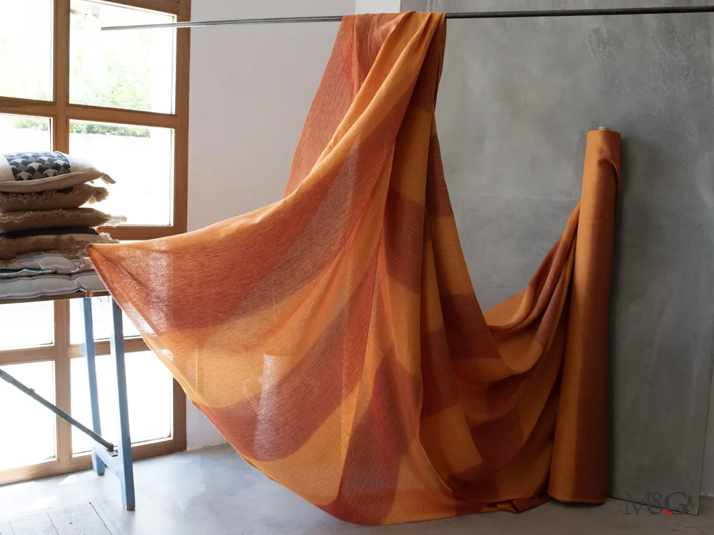 Tende altezza 3 metri in lino arancio a fasce Tende altezza 3 metri in lino arancio a fasce