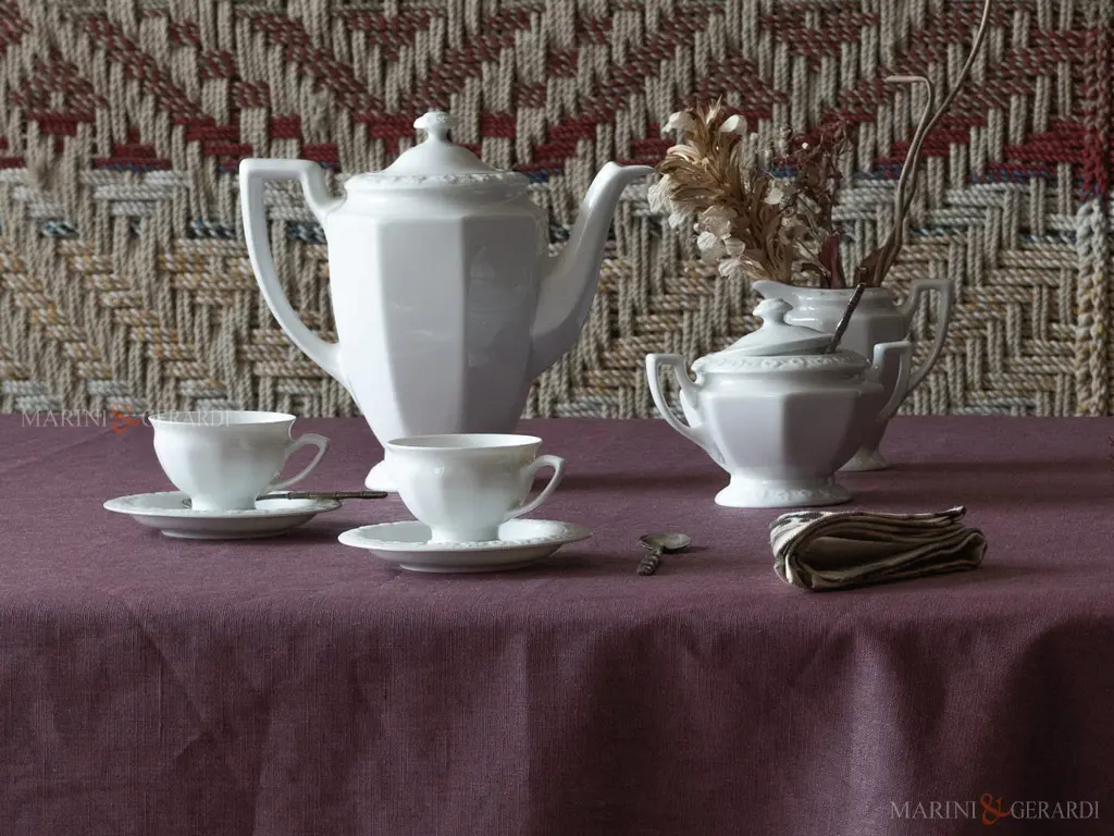 Tovaglia lino antimacchia no stiro malva rredo tavola Tovaglia lino antimacchia no stiro malva rredo tavola