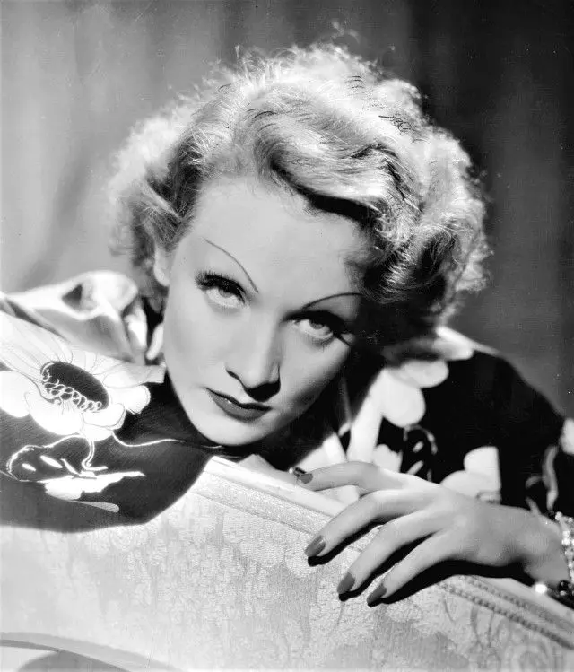 George hoyningen huene marlene dietrich 1936 37 George hoyningen huene marlene dietrich 1936 37