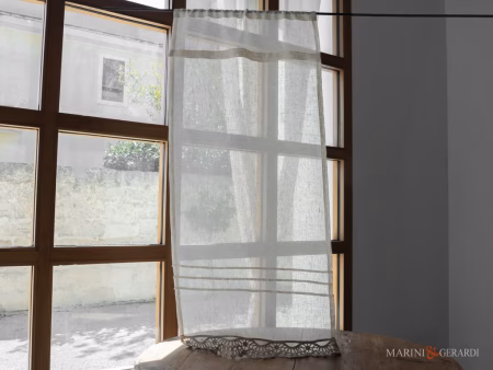 Tende per finestre a vetro di lusso in lino con passamaneria