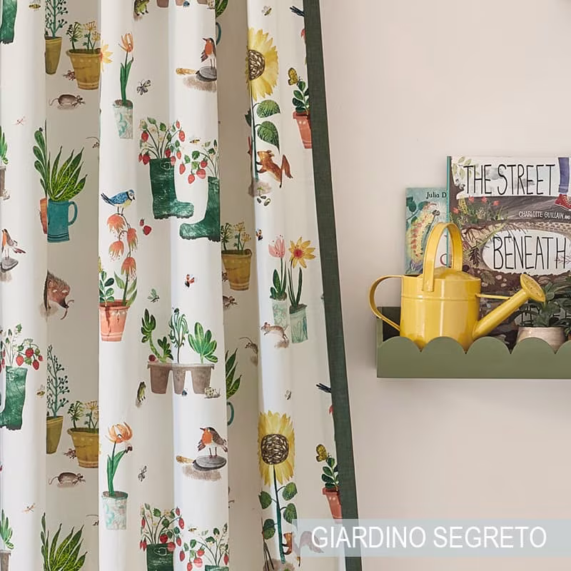 Tenda camera bambina giardino con fiori Tenda camera bambina giardino con fiori