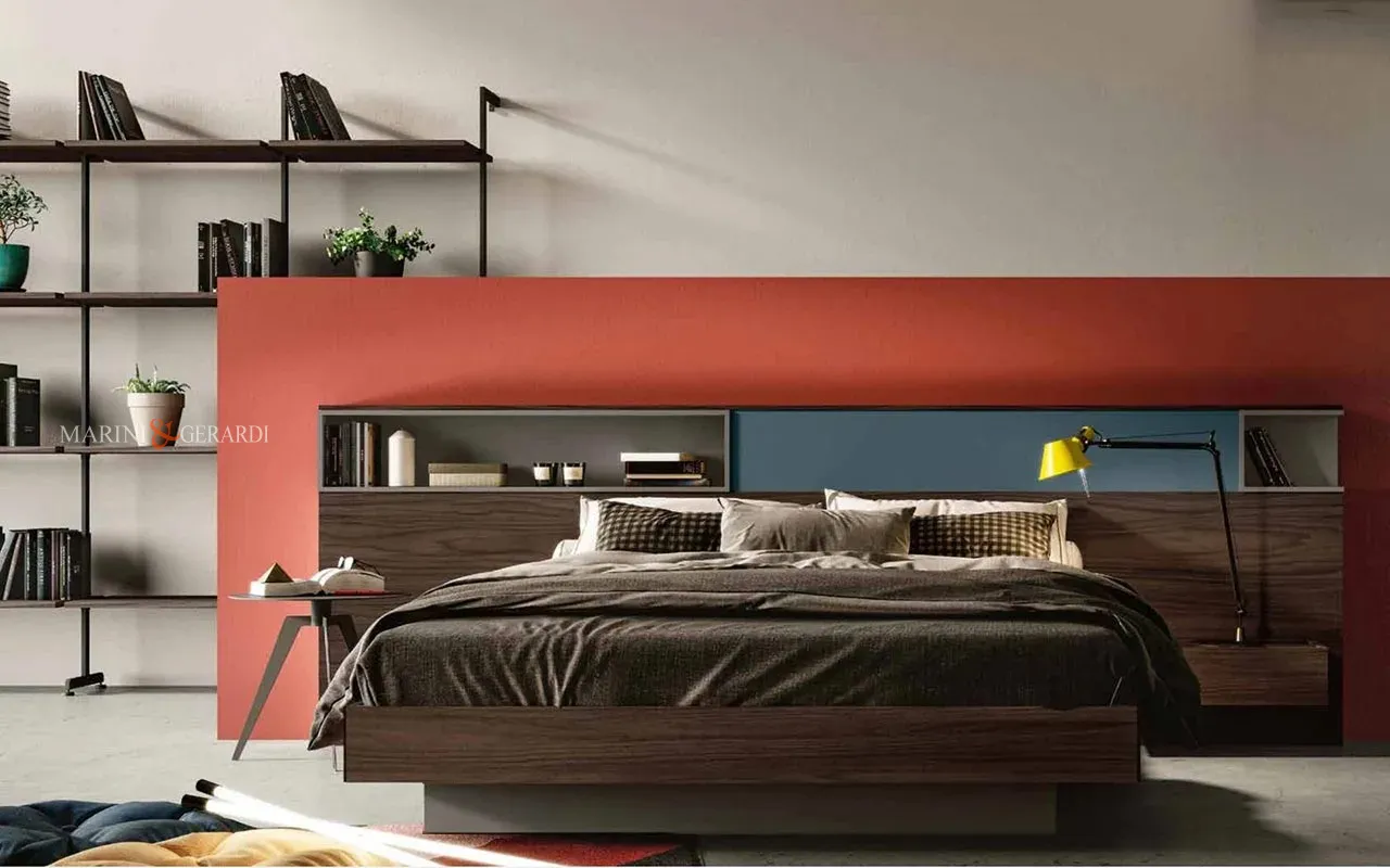 Letto matrimoniale king size in legno Letto matrimoniale king size in legno