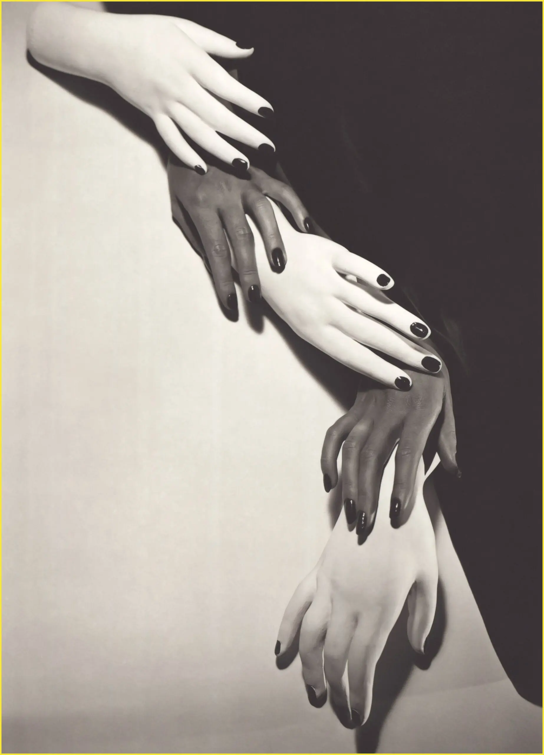 Hands hands hands (new york 1941 di horst p horst Hands hands hands (new york 1941 di horst p horst